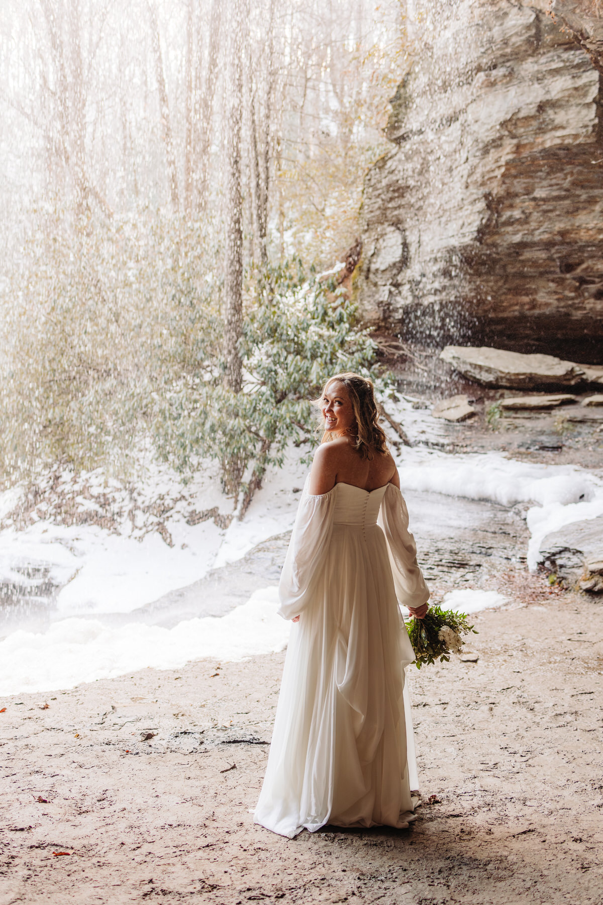 4 Reasons Winter is a Great time to elope!