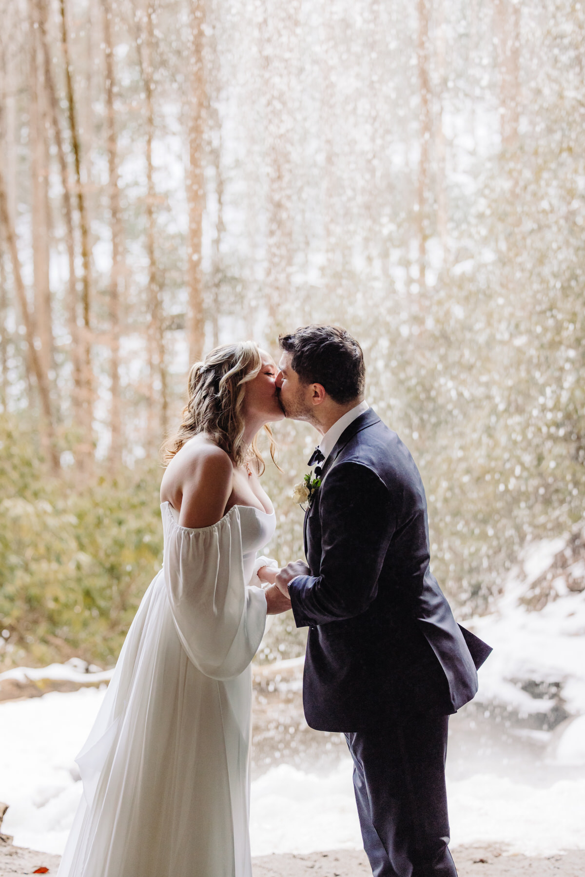 Elope in Winter Paradise: 4 Reasons to Choose Asheville