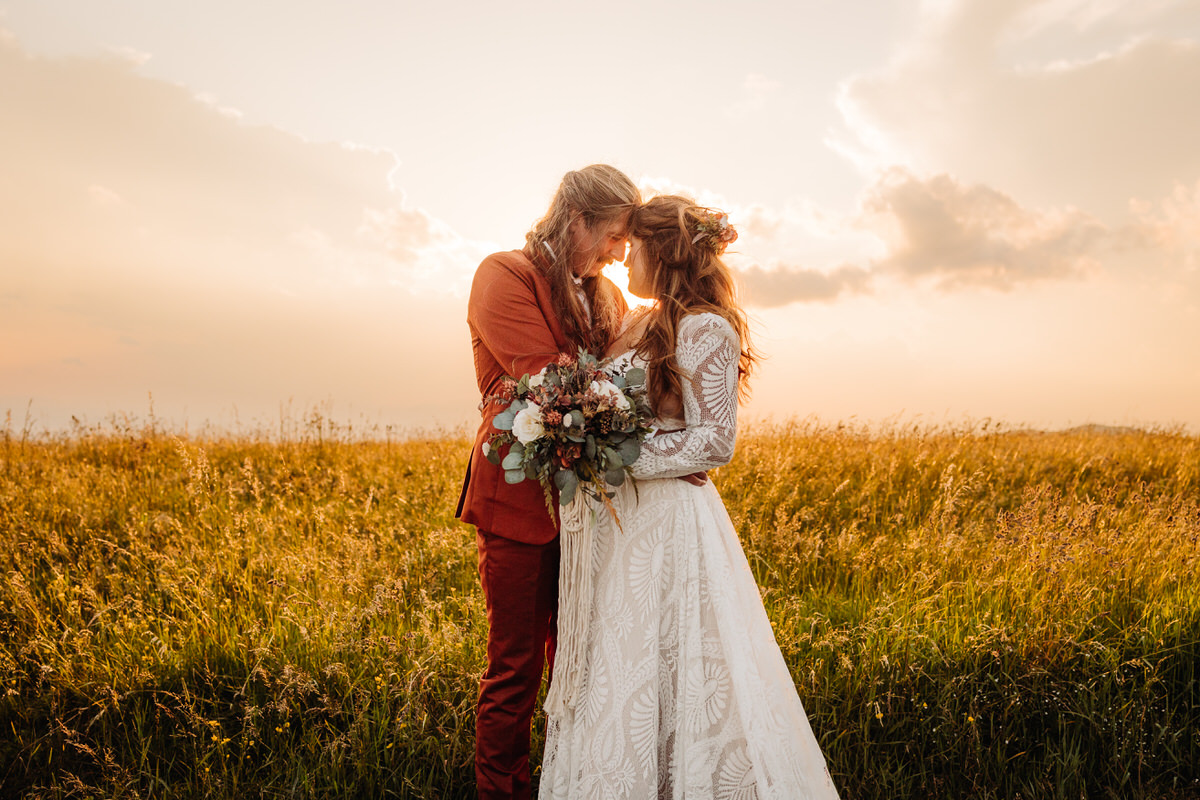 Breathtaking mountain view in Western North Carolina, perfect for an outdoor elopement, sunset